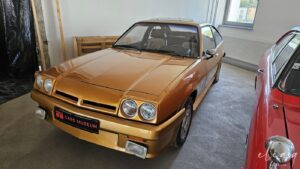 20240809 double red museum brezno 09