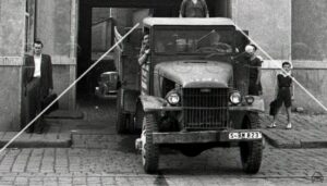 s bm 823 nakladak pivovar