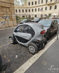 Parking in Rome, Italy - The small car trend