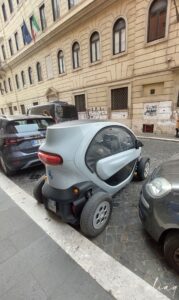 Parking in Rome, Italy - The small car trend
