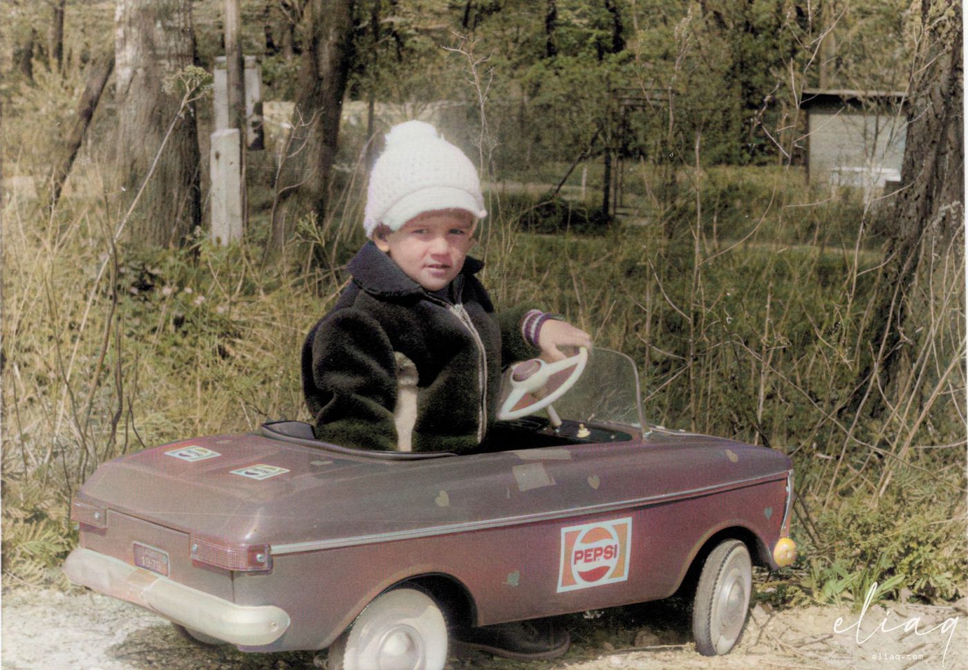 eliaq 1st car color 2